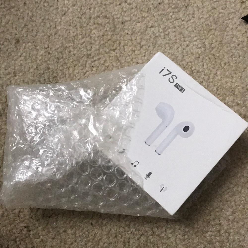 Ear Pods i7s